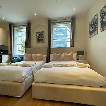 Gloucester Place - Baker Street-3